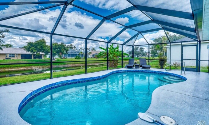 Long Meadow House | Master Suite, SALT Pool, Golf, Near Sandy Beaches