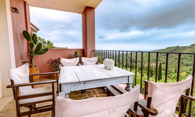 Agios Georgios Apartment | Mastrogiannis Farm House