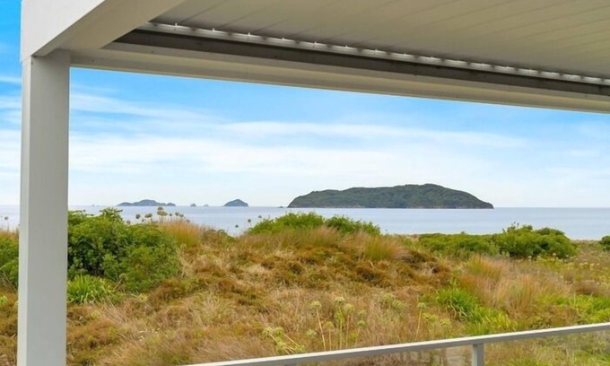 Tairua House | Matahari Beachfront Tairua