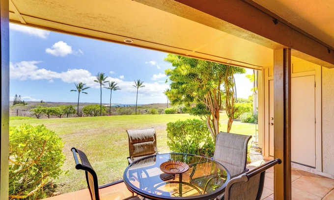 Maunaloa Condo | Maunaloa Vacation Rental - Walk to Kepuhi Beach!