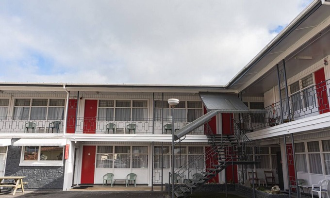 Tokoroa Hotel | Mayfair Court Motel