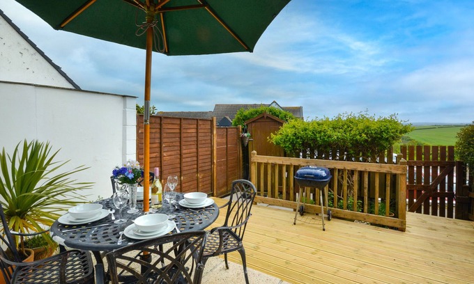 Treator House | Mayflower Cottage - Two Bedroom House, Sleeps 4