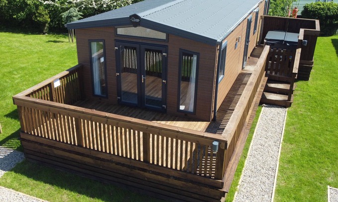 Runswick Bay Cottage | MAYFLOWER LODGE, pet friendly, character holiday cottage in Staithes