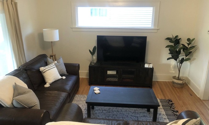 Kutzky Park House | Mayo Discount! 3 blocks to Mayo, garage, fenced yard, large kitchen!