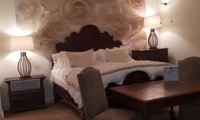 Honeyridge Manor House | Mayo-Quarter-Scottsdale - relaxing.