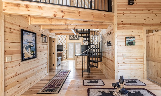 Pigeon Forge Cabin | McBeary is Cozy, Cute, Luxury Yurt w/Big Deck, Hot Tub - Next to Dollywood