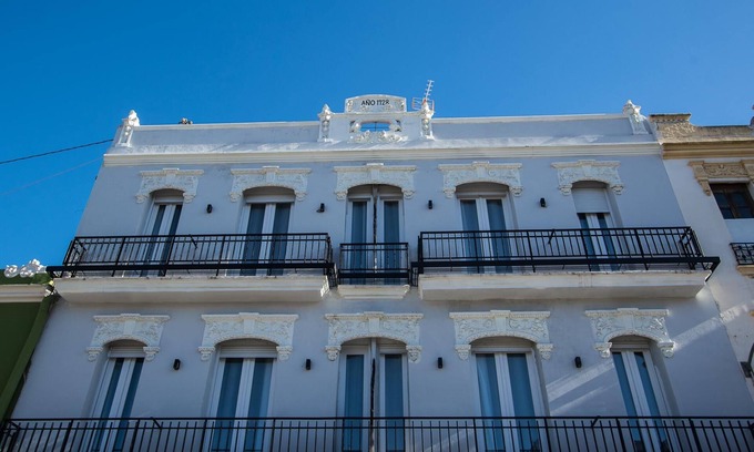 Quatre Carreres Apartment | MD Gravador Jordá 2 Apartment