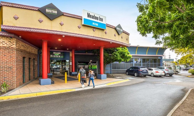 Broadmeadows Hotel | Meadow Inn Hotel-Motel