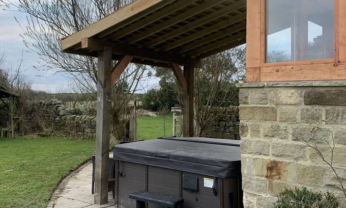 Ripley Other | Meagill farmhouse hot tub Sauna 6 bedroom