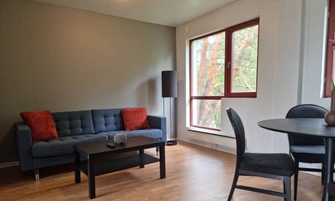 Myggenaes Apartment | Med ljuvlig utsikt och bara 300 meter till havet, kan man bo bättre?