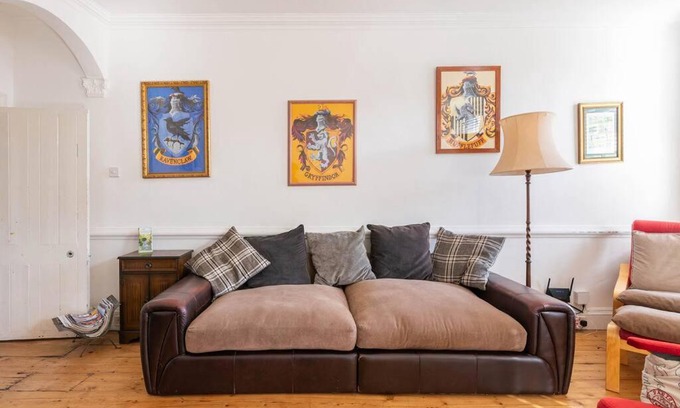 Leominster Apartment | Medieval roots and Harry Potter TownHouse - Hiking near Ludlow