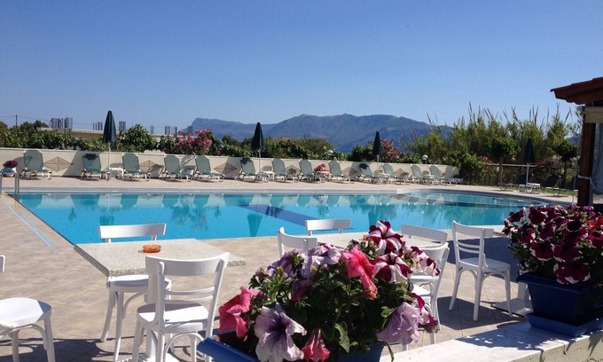 Korfalonas Hotel | Mediterranean Hotel & Apartments