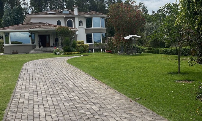 Nayon House | Mediterranean house