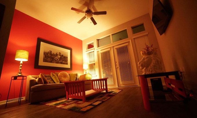 South Main Apartment | Medtropolis Medical Center/Downtown/Galleria/NRG