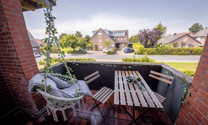 Horumersiel Apartment | "Meeresbrise" - your retreat at the Deichkieker guesthouse - pets allowed