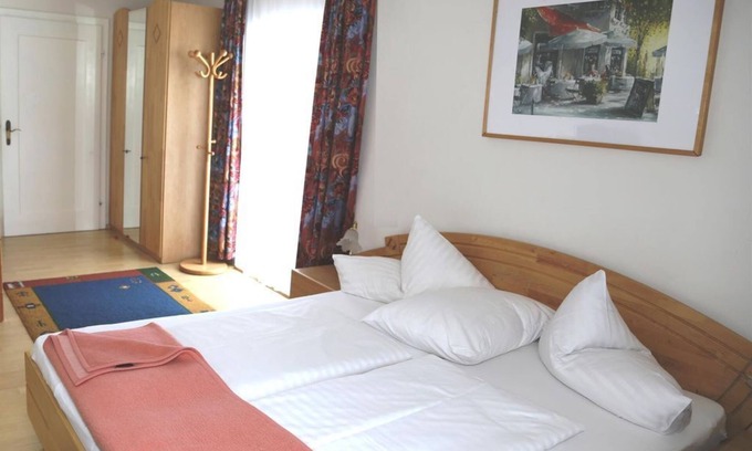 Seeboden House | Mehrbettzimmer, Dusche, WC, Süd - Strandhotel Pichler