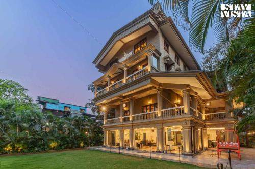 Lonavala Villa | Mehta Mansion by StayVista - A Villa with a Swimming Pool and Pool Table