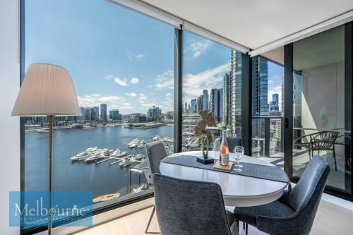 Docklands Apartment | Melbourne Private Apartments - Collins Wharf Waterfront, Docklands