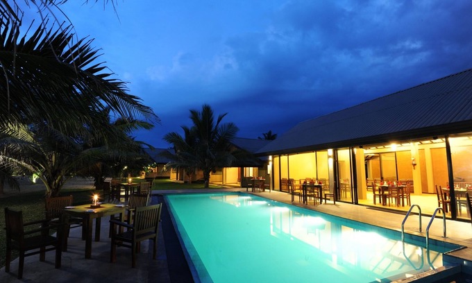 Norochcholai Hotel | Melheim Beach
