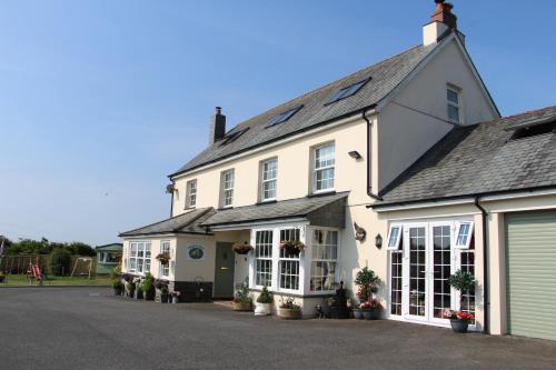 Camelford Bed & Breakfast | Melorne Farm Guest House