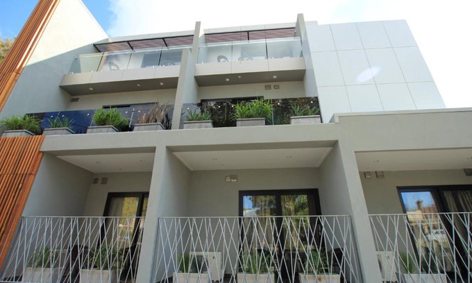 North Melbourne Apartment | Melrose Apartments