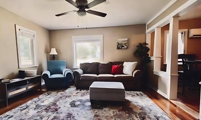 Mena House | Mena 2BD~2BA Close to Talimena Drive Trails Wolf Pen Gap Downtown parks