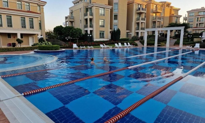 Chernomorets Apartment | MENADA * Flores Garden * Family Apartment