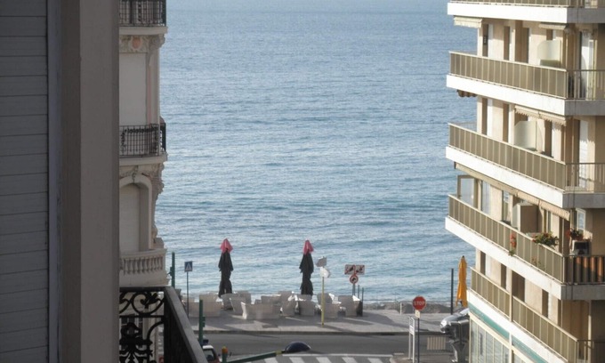 Menton Apartment | Menton downtown, two rooms flat, 40 meters from the beaches, totally renovated
