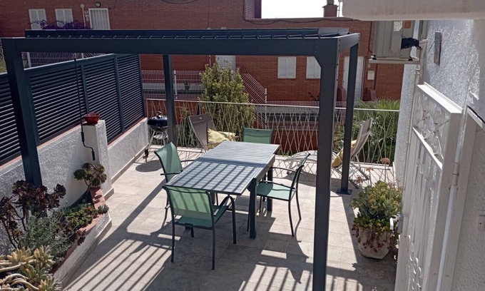 Roses Town Center Apartment | MERCE RODOREDA,PISO 2HA VISTA PUERTO 2HA PARKING TERRASSA