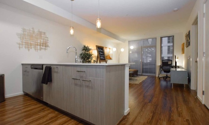 Mercer Island House | Mercer Island Cozy 1 BR | FastWifi | Sophari