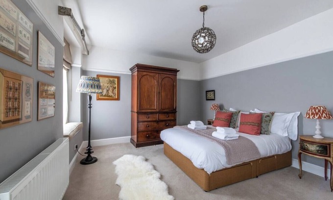 Frome House | Merchants Town House - Catherine Hill