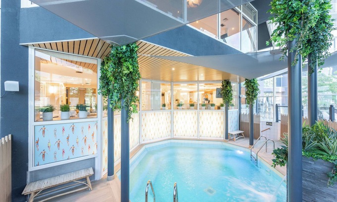 Quartier Capuche-Allies Hotel | Mercure Grenoble Centre Porte des Alpes