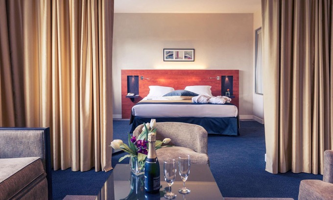 Maurepas Hotel | Mercure Maurepas Saint Quentin