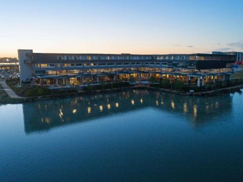 Caroline Springs Hotel | Mercure Melbourne Caroline Springs