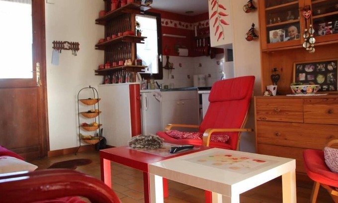Merlimont-Plage House | Merlimont Plage: Pretty little house with enclosed garden
