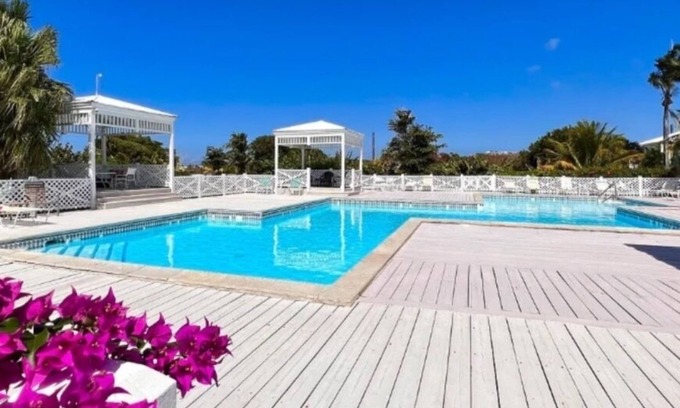 Estate Southgate Condo | Mermaid's Nest