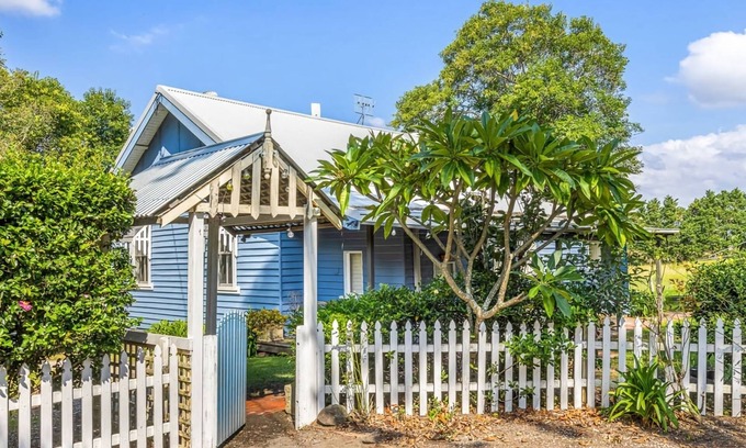 Meroo Meadow House | Meroo Meadow Magic Charming Cottage Retreat