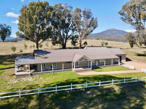 Merrijig House | Merrigums - Merrijig - Sleeps 12
