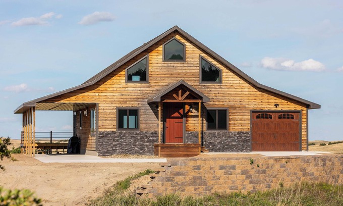 Valentine Cabin | Merritt Dam Road Hill House