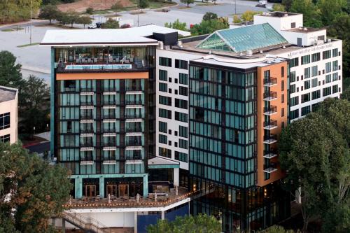 Town Center Hotel | Merriweather Lakehouse Hotel, Autograph Collection