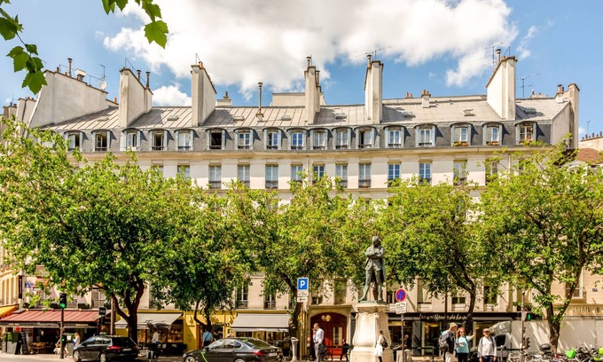 Arsenal Apartment | Merveil Luxury Suites - Marais - Antoine I-II