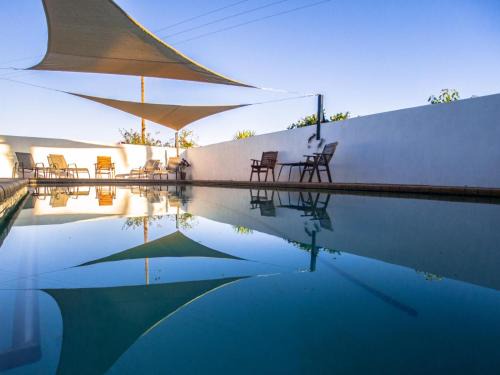 Bonnievale Bed & Breakfast | Merwenstein - Farm House, Cottages, Studio-Units