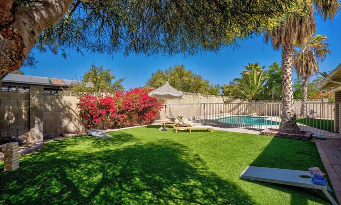 Mesa House | Mesa Property with Diving Pool!