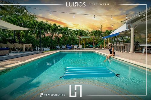 Ludlam House | Miami 5BR Villa w Heated Pool, Games & BBQ L01