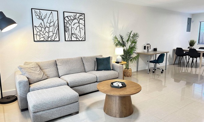 Seybold House | Miami Design District/Wynwood Townhome 298