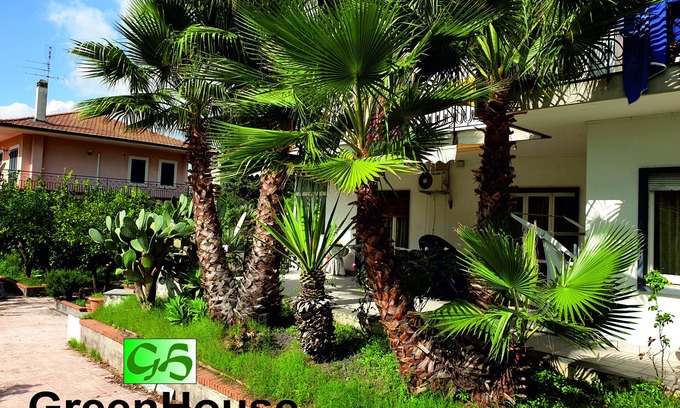 Mascalucia Apartment | Michael Apartment