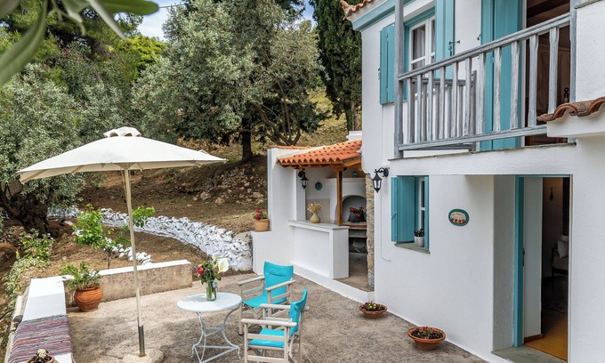 Stafylos Cottage | Michael's Country House