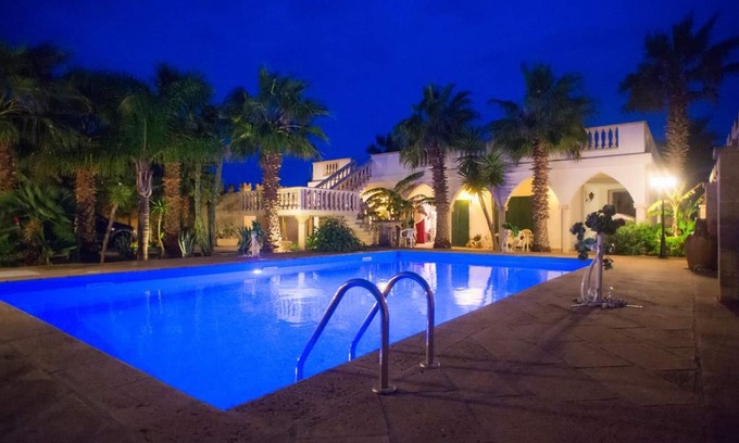Torre Suda Villa | Michelle House, villa with swimming pool a few steps from the sea