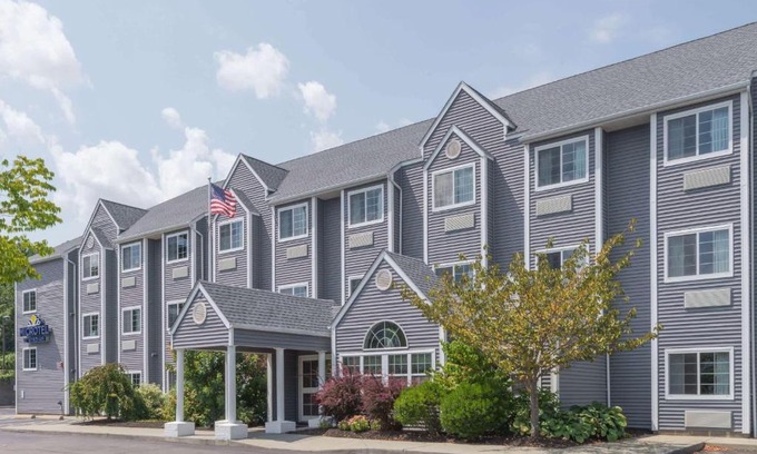 Montville Hotel | Microtel Inn & Suites by Wyndham Uncasville Casino Area