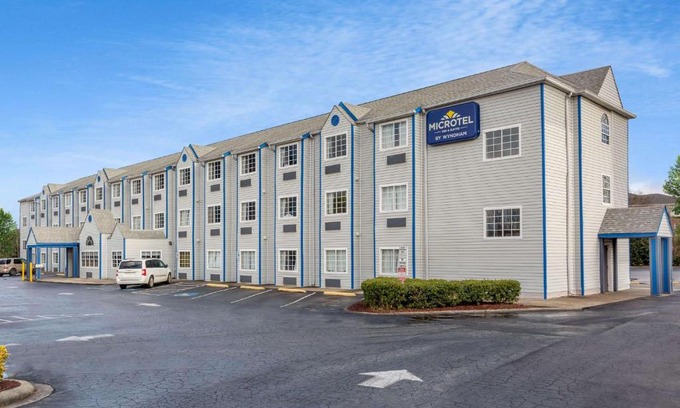 Matthews Hotel | Microtel Inn & Suites by Wyndham Matthews/Charlotte